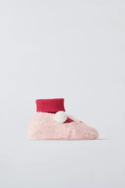 Niños ZARA 1½ - 6 Años·Licencias|1½ - 6 Años·Zapatos<ZAPATILLA DE CASA PEPPA PIG ™