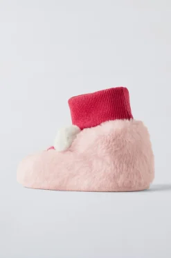 Niños ZARA 1½ - 6 Años·Licencias|1½ - 6 Años·Zapatos<ZAPATILLA DE CASA PEPPA PIG ™