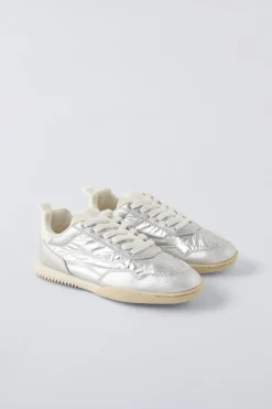 Niños ZARA 6 - 14 Años·Zapatos<ZAPATILLA DEPORTIVA METALIZADA