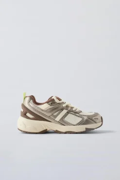 Niños ZARA 6 - 14 Años·Zapatos|6 - 14 Años·Deporte / Chándal<ZAPATILLA DEPORTIVA MULTIPIEZAS