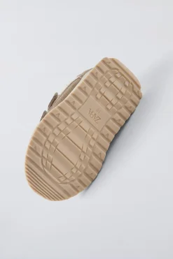 Niños ZARA 1½ - 6 Años·Zapatos|1½ - 6 Años·Zapatos<ZAPATILLA DEPORTIVA TIRAS