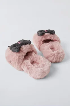 Niños ZARA 6 - 14 Años·Zapatos<ZAPATILLAS DE CASA KUROMI © SANRIO