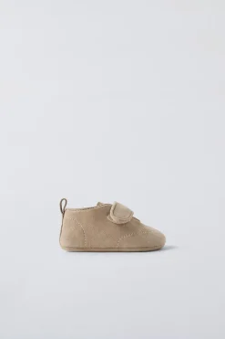 Niños ZARA 0 - 6 Meses·Patucos<ZAPATO PIEL